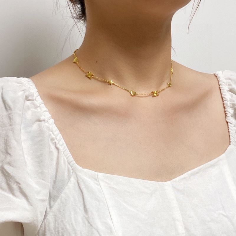 Ce**e necklaces